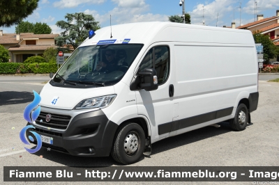 Fiat Ducato X290
Polizia di Stato
Polizia Stradale
Officina Mobile
in scorta al Giro d'Italia 2024
Automezzo 43
Parole chiave: Giro_d_Italia_2024