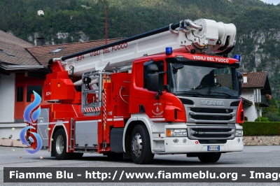 Scania P320 II serie
Vigili del Fuoco
Unione Distrettuale delle Giudicarie
Veicolo ospitato dal Corpo Volontario di Storo (TN)
Piattaforma aerea B34 da 34 metri allestimento Rosenbauer
VF 9J6 TN
Parole chiave: Scania P320_IIserie VF9J6TN