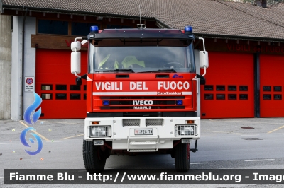 Iveco EuroTrakker 190E37 I serie
Vigili del Fuoco
Unione Distrettuale delle Giudicarie
Corpo Volontario di Storo (TN)
Allestimento Iveco Magirus Grizzly
VF F28 TN
Parole chiave: Iveco EuroTrakker_190E37_Iserie VFF28TN