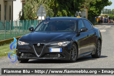 Alfa Romeo Nuova Giulia
Polizia di Stato
Parole chiave: Alfa-Romeo Nuova_Giulia Giro_D_Italia_2024