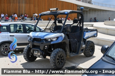 Brp Can-Am Traxter
Polizia di Stato
Questura di Rimini
Allestimento Aris
POLIZIA D1465
Progetto "Luci Sulla Spiaggia"
Automezzo acquistato dal comune di Rimini con la Regione Emilia Romagna
per il servizio di pattugliamento lungo il litorale riminese
Parole chiave: Brp Can-Am_Traxter  POLIZIAD1465