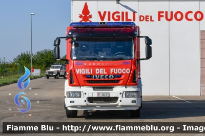 Iveco EuroCargo 180E30 III serie
Vigili del Fuoco
Comando Provinciale di Modena
Distaccamento Volontario di Finale Emilia
Allestimento Iveco-Magirus
VF 26721
Parole chiave: Iveco EuroCargo_180E30_IIIserie VF26721