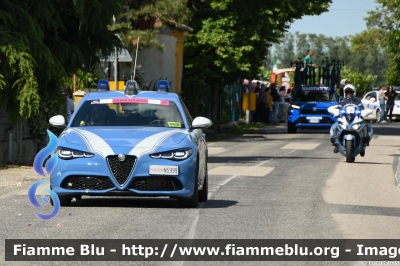 Alfa Romeo Nuova Giulia Q4 Restyle
Polizia di Stato
Polizia Stradale
POLIZIA N5999
In Scorta al Giro D’Italia 2024
Auto 01
Parole chiave: Alfa-Romeo Nuova_Giulia_Q4_Restyle POLIZIAN5999 Giro_D_Italia_2024