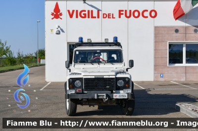  Land Rover Defender 90
Vigili del Fuoco
Comando Provinciale di Modena
Distaccamento Volontario di Finale Emilia
Fornitura Regione Emilia Romagna
VF 22504 
Parole chiave:  Land-Rover Defender_90 VF22504