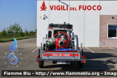  Land Rover Defender 90
Vigili del Fuoco
Comando Provinciale di Modena
Distaccamento Volontario di Finale Emilia
Fornitura Regione Emilia Romagna
VF 22504 
Parole chiave:  Land-Rover Defender_90 VF22504