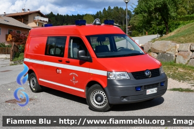 Volkswagen Transporter T5
Vigili del Fuoco
Unione distrettuale di Cles
Corpo Volontario di Tres (TN)
VF 7A6 TN
Parole chiave: Volkswagen Transporter_T5 VF7A6TN 