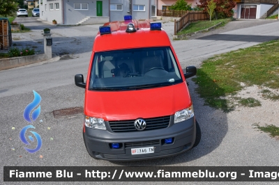 Volkswagen Transporter T5
Vigili del Fuoco
Unione distrettuale di Cles
Corpo Volontario di Tres (TN)
VF 7A6 TN
Parole chiave: Volkswagen Transporter_T5 VF7A6TN 