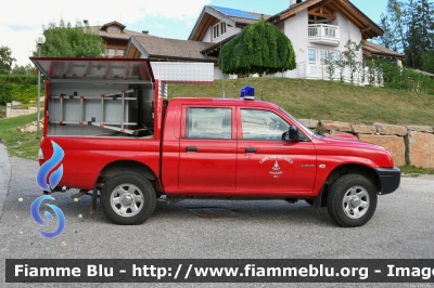 Mitsubishi L200 III serie
Vigili del Fuoco
Unione distrettuale di Cles
Corpo Volontario di Tres (TN)
VF Z56 TN
Parole chiave: Mitsubishi L200_IIIserie VFZ56TN