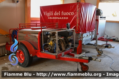 Carrello Motopompa
Vigili del Fuoco
Distretto di Pergine Valsugana
Corpo Volontario di Caldonazzo (TN)
VF RL42 TN
Parole chiave: VFRL4TN