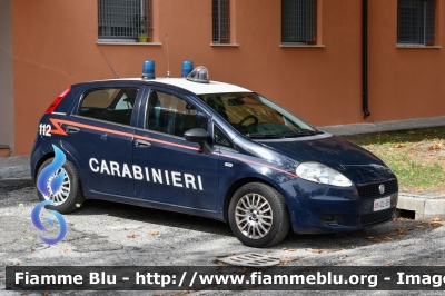 Fiat Grande Punto
Carabinieri
Polizia Militare presso l'Aeronautica Militare
COA Comando Operazioni Aereospaziali Ferrara
AM CL 339
Parole chiave: Fiat Grande_Punto AMCL339