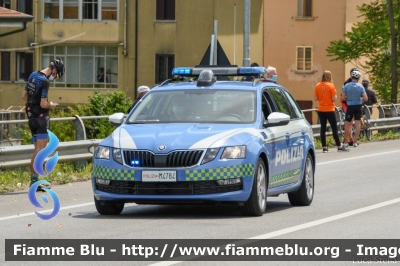 Skoda Octavia Wagon V serie
Polizia di Stato
Polizia Stradale
Allestimento Focaccia
Decorazione Grafica Artlantis
POLIZIA M4784
Parole chiave: Skoda Octavia_Wagon_Vserie POLIZIAM4784 Giro_D_Italia_2021