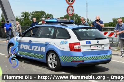 Skoda Octavia Wagon V serie
Polizia di Stato
Polizia Stradale
Allestimento Focaccia
Decorazione Grafica Artlantis
POLIZIA M4784
Parole chiave: Skoda Octavia_Wagon_Vserie POLIZIAM4784 Giro_D_Italia_2021