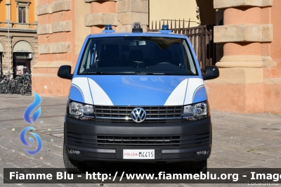 Volkswagen Transporter T6
Polizia di Stato
Unita' Cinofile
Allestimento BAI
POLIZIA M4415
Parole chiave: Volkswagen Transporter_T6 POLIZIAM4415