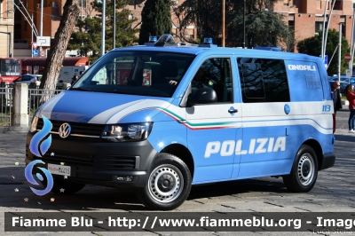 Volkswagen Transporter T6
Polizia di Stato
Unita' Cinofile
Allestimento BAI
POLIZIA M4415
Parole chiave: Volkswagen Transporter_T6 POLIZIAM4415