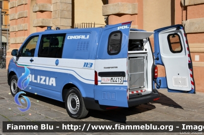 Volkswagen Transporter T6
Polizia di Stato
Unita' Cinofile
Allestimento BAI
POLIZIA M4415
Parole chiave: Volkswagen Transporter_T6 POLIZIAM4415