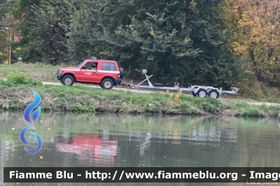 Mitsubishi Pajero Swb II serie
Vigili del Fuoco
Comando Provinciale di Rovigo
Distaccamento Permanente di Adria
VF 20883
Parole chiave: Mitsubishi Pajero_Swb_IIserie VF20883