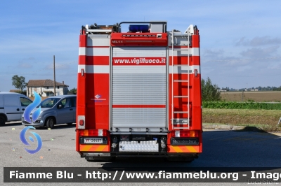 Mercedes-Benz Actros 1841 II serie
 Vigili del Fuoco
Comando Provinciale di Bologna
Distaccamento Volontario di Molinella
AutoPompaSerbatoio allestimento BAI
Ricondizionato Fortini
VF 24457
Parole chiave: Mercedes-Benz Actros_1841_IIserie VF24457