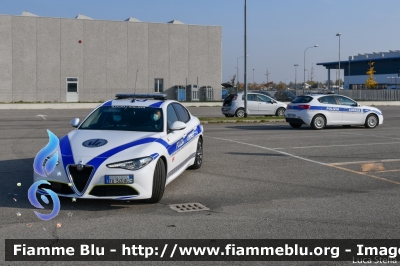 Alfa Romeo Nuova Giulia
Polizia Locale
Comune di Molinella (BO)
Allestimento Bertazzoni
POLIZIA LOCALE YA 340 AG
Parole chiave: Alfa-Romeo Nuova_Giulia POLIZIALOCALEYA340AG