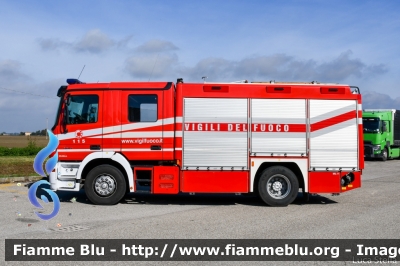 Mercedes-Benz Actros 1841 II serie
 Vigili del Fuoco
Comando Provinciale di Bologna
Distaccamento Volontario di Molinella
AutoPompaSerbatoio allestimento BAI
Ricondizionato Fortini
VF 24457
Parole chiave: Mercedes-Benz Actros_1841_IIserie VF24457