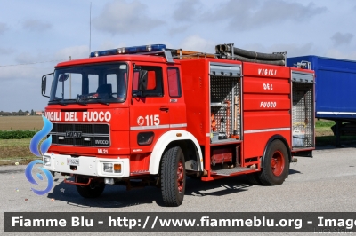 Fiat Iveco 160NC
Vigili del Fuoco
Comando Provinciale di Bologna
Distaccamento Volontario di Molinella
AutoBottePompa allestimento Bergomi
VF 14458
Parole chiave: Fiat Iveco 160NC VF14458