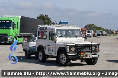 Land Rover Defender 90
Protezione Civile
Provincia di Bologna
Gruppo Comunale di Molinella
Parole chiave: Land-Rover Defender_90