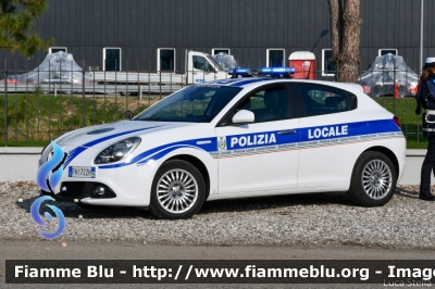 Alfa Romeo Nuova Giulietta
Polizia Locale
Comune di Molinella (BO)
Allestimento Bertazzoni
POLIZIA LOCALE YA 340 AG
Parole chiave: Alfa-Romeo Nuova_Giulietta Alfa-Romeo Nuova_Giulia POLIZIALOCALEYA340AG