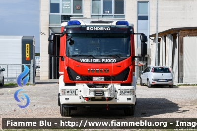 Iveco EuroCargo 180E32 IV serie
Vigili del Fuoco
Comndo Provinciale di Ferrara
Distaccamento Volontario di Bondeno (FE)
AutoPompaSerbatoio allestimento Iveco-Magirus
VF 30989
Parole chiave: Iveco EuroCargo_180E32_IVserie VF30989