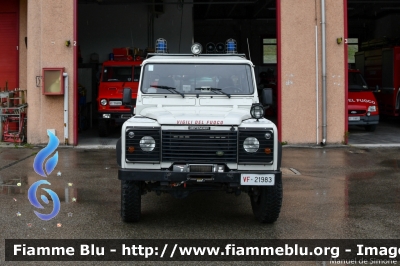 Land Rover Defender 130
Vigili del Fuoco
Comando Provinciale di Bologna
Distaccamento Volontario di Castiglion dei Pepoli 
Allestimento Aris
VF 21983
Parole chiave: Land-Rover Defender_130 VF21983