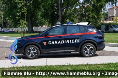 Alfa Romeo Tonale
Carabinieri
Nucleo Operativo Radiomobile
Allestimento FCA
CC EN 892

si ringrazia l'Arma dei Carabinieri
per la disponibilità
Parole chiave: Alfa-Romeo Tonale CCEN892