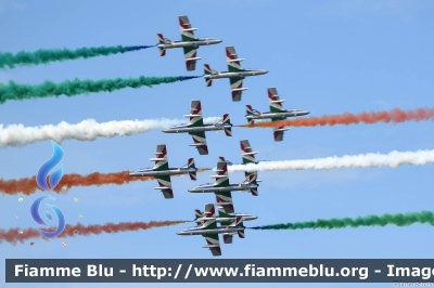 Aermacchi MB339PAN
Aeronautica Militare Italiana
313° Gruppo Addestramento Acrobatico
Stagione esibizioni 2023
Rimini Air Show 2023
Parole chiave: Aermacchi MB339PAN Air_Show_2023