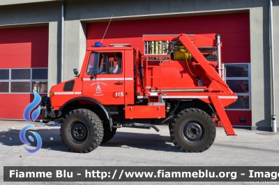 Unimog U1200
Vigili del Fuoco
Unione Distrettuale Alto Garda e Ledro
Corpo Volontario di Arco (TN)
VF F29 TN
Parole chiave: Unimog U1200 VFF29TN