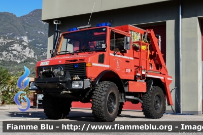 Unimog U1200
Vigili del Fuoco
Unione Distrettuale Alto Garda e Ledro
Corpo Volontario di Arco (TN)
VF F29 TN
Parole chiave: Unimog U1200 VFF29TN