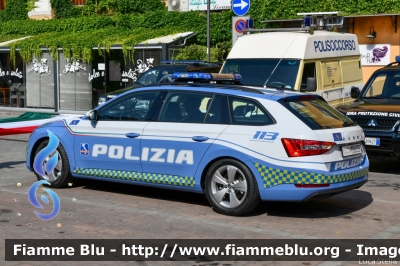 Skoda Superb Wagon III serie restyle
Polizia di Stato
Polizia Autostradale in servizio sulla rete Autostrade per l'Italia
Allestimento Focaccia
Decorazione Grafica Artlantis
Con nuova decorazione
POLIZIA M6039
Parole chiave: Skoda Superb_Wagon_IIIserie_restyle  POLIZIAM6039 Festa_della_Repubblica_2022