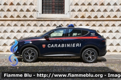 Alfa Romeo Tonale
Carabinieri
Nucleo Operativo Radiomobile
Allestimento FCA
CC EN 892

si ringrazia l'Arma dei Carabinieri
per la disponibilità
Parole chiave: Alfa-Romeo Tonale CCEN892