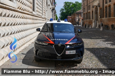 Alfa Romeo Tonale
Carabinieri
Nucleo Operativo Radiomobile
Allestimento FCA
CC EN 892

si ringrazia l'Arma dei Carabinieri
per la disponibilità
Parole chiave: Alfa-Romeo Tonale CCEN892