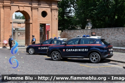 Alfa Romeo Tonale
Carabinieri
Nucleo Operativo Radiomobile
Allestimento FCA
CC EN 892

si ringrazia l'Arma dei Carabinieri
per la disponibilità
Parole chiave: Alfa-Romeo Tonale CCEN892