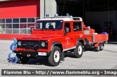 Land-Rover Defender 90
Vigili del Fuoco
Unione Distrettuale Alto Garda e Ledro
Corpo Volontario di Arco (TN)
VF K81 TN
Parole chiave: Land-Rover Defender_90 VFK81TN