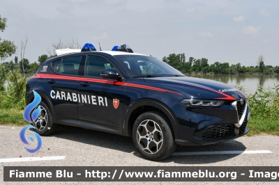 Alfa Romeo Tonale
Carabinieri
Nucleo Operativo Radiomobile
Allestimento FCA
CC EN 892

si ringrazia l'Arma dei Carabinieri
per la disponibilità
Parole chiave: Alfa-Romeo Tonale CCEN892