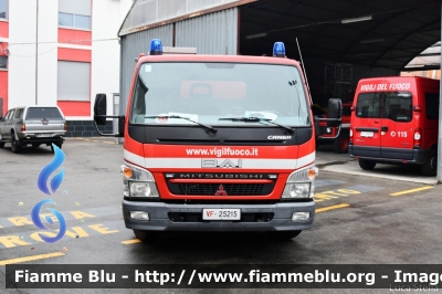 Mitsubishi Canter II Serie
Vigili del Fuoco
Comando Provinciale di Reggio Emilia
AutoPompaSerbatoio allestimento BAI
VF 25215
Parole chiave: Mitsubishi Canter_IISerie VF25215