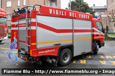 Mitsubishi Canter II Serie
Vigili del Fuoco
Comando Provinciale di Reggio Emilia
AutoPompaSerbatoio allestimento BAI
VF 25215
Parole chiave: Mitsubishi Canter_IISerie VF25215