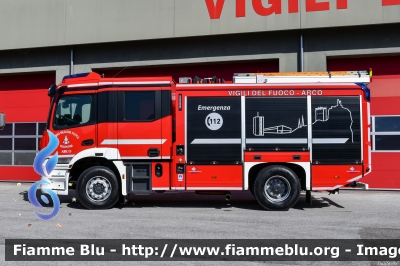 Vigili del Fuoco Arco
Vigili del Fuoco
Unione Distrettuale Alto Garda e Ledro
Corpo Volontario di Arco (TN)
Parole chiave: Iveco 190-32 TurboTech VFA13TN  Mercedes-Benz Arocs_1846 VF0M3TN