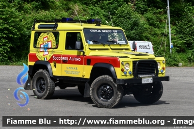 Land Rover Defender 90
Corpo Nazionale Soccorso Alpino e Speleologico
Soccorso Alpino e Speleologico Emilia-Romagna (SAER)
XV Zona
Stazione di Montecreto MO
Parole chiave: Land-Rover Defender_90 Automedica