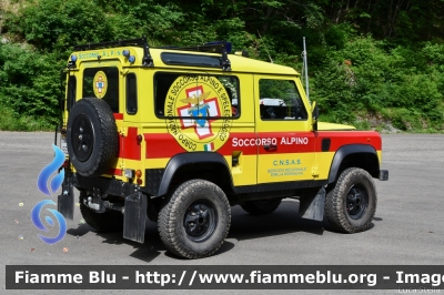 Land Rover Defender 90
Corpo Nazionale Soccorso Alpino e Speleologico
Soccorso Alpino e Speleologico Emilia-Romagna (SAER)
XV Zona
Stazione di Montecreto MO
Parole chiave: Land-Rover Defender_90 Automedica