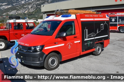 Volkswagen Transporter T6
Vigili del Fuoco
Unione Distrettuale Alto Garda e Ledro
Corpo Volontario di Arco (TN)
Polisoccorso allestito Fulmix
VF 2L7 TN
Parole chiave: Volkswagen Transporter_T6 VF2L7TN