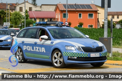 Skoda Octavia Wagon V serie
Polizia di Stato
Polizia Stradale
Allestimento Focaccia
POLIZIA M4769
Parole chiave: Skoda Octavia_Wagon_Vserie POLIZIAM4769 1000_Miglia_2023