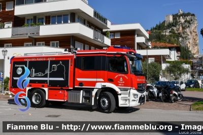 Mercedes-Benz Arocs 1846
Vigili del Fuoco
Unione Distrettuale Alto Garda e Ledro
Corpo Volontario di Arco (TN)
Allestimento BAI
VF 0M3 TN
Parole chiave: Mercedes-Benz Arocs_1846 VF0M3TN