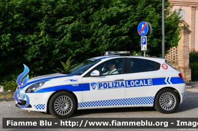 Alfa Romeo Nuova Giulietta restyle
Polizia Locale
Comune di Azzano Decimo (PN)
Allestimento Bertazzoni
POLIZIA LOCALE YA 636 AF
Parole chiave: Alfa-Romeo Nuova_Giulietta_restyle POLIZIALOCALEYA636AF