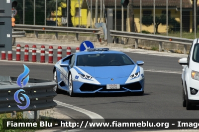 Lamborghini Huracán LP610-4
Polizia di Stato
Polizia Stradale
POLIZIA M2658
Parole chiave: Lamborghini Huracán_LP610-4 POLIZIAM2658 1000_Miglia_2022