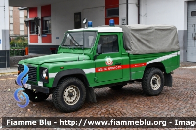 Land Rover Defender 110
 Vigili del Fuoco
Comando Provinciale di Reggio Emilia 
Nucleo SAF Fluviale
VF 28158
Parole chiave: Land-Rover Defender_110 VF28158