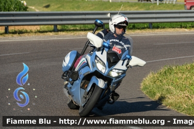 Yamaha FJR 1300 II serie
Polizia di Stato
Polizia Stradale
Allestimento Elevox
POLIZIA G3081
Scorta 1000 Miglia 2024
Parole chiave: Yamaha FJR_1300_IIserie POLIZIAG3081  1000_Miglia_2023